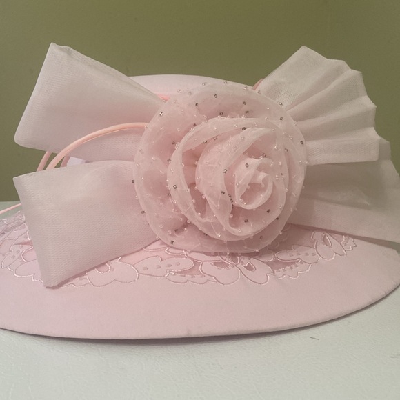 Gorgeous Lt. Pink Church Dress Hat by Ben Marc - Picture 10 of 11